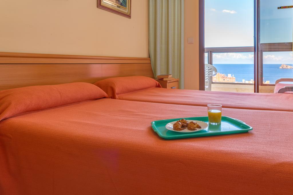 Gemelos 20 Benidorm Quarto foto